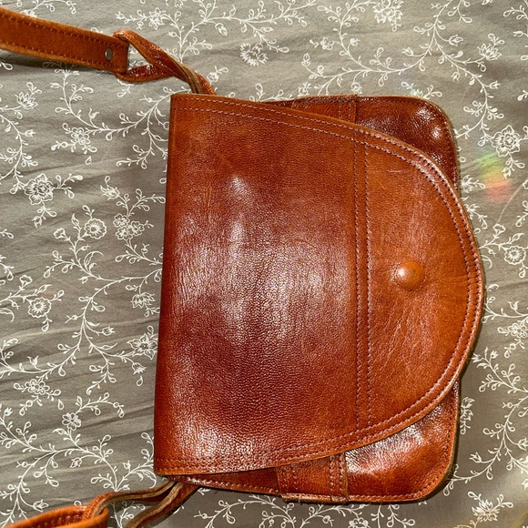 Vintage Genuine Leather bag - Picture 3 of 8
